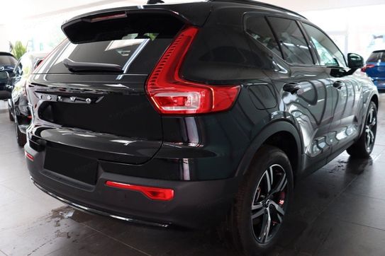 Volvo XC40 B3 Plus Dark