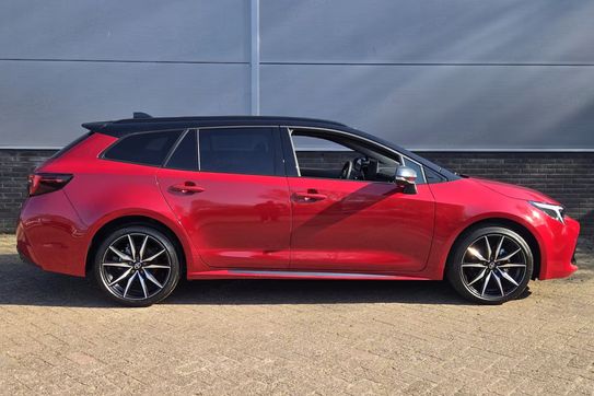 Toyota Corolla GR Sport 2.0 Hybrid Dynamic Force