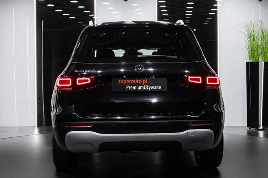 Mercedes GLB 200