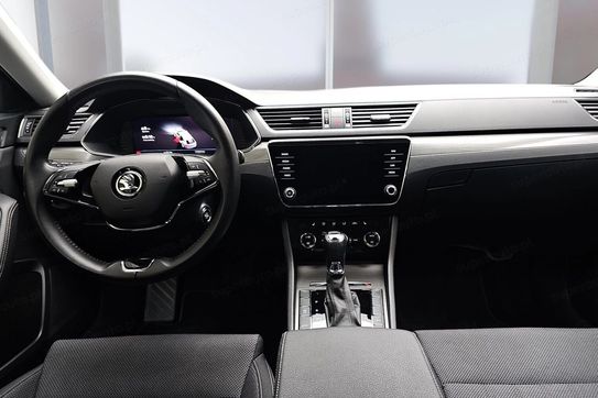 Skoda Superb 2.0 TDI SCR Style DSG