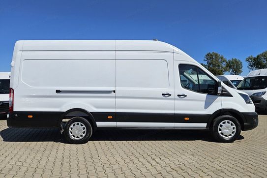 Ford Transit L4H3
