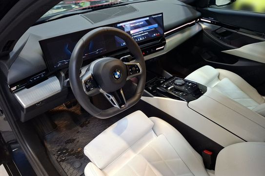 BMW Seria 5 520d M Sport