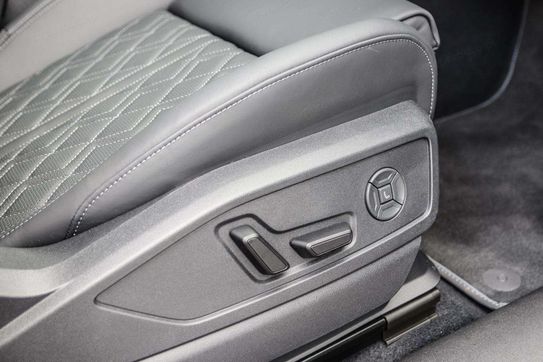 Audi Q5 TDI quattro S line Sportback