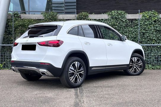 Mercedes GLA 200 Progressive
