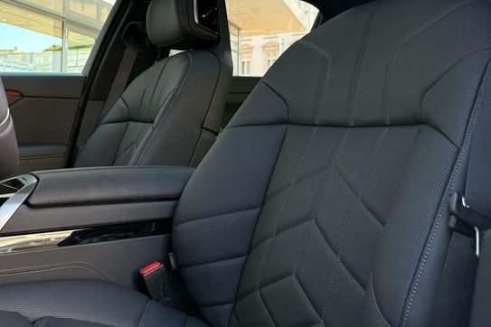 BMW Seria 7 740 xDrive M Sport