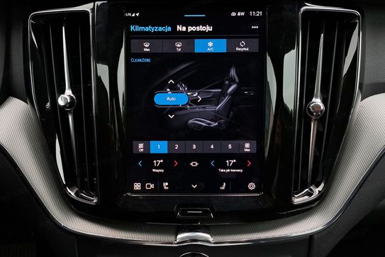 Volvo XC60 B5 B AWD Plus Dark aut