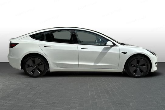 Tesla Model 3 RWD