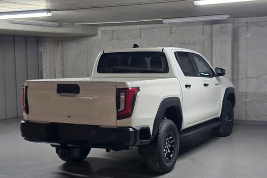 Toyota HiLux mHEV Double Cab Active 4x4 aut