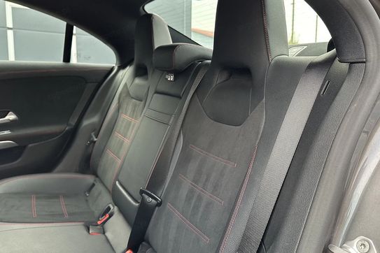 Mercedes CLA 200 AMG Line
