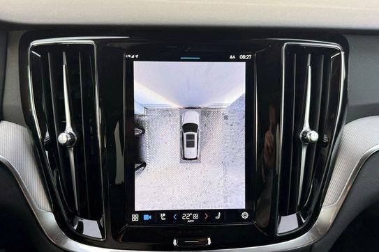 Volvo V60 B4 B Plus Dark