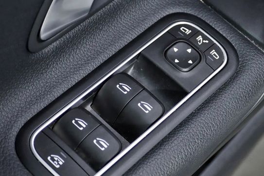 Mercedes Klasa A 200 d 8G-DCT