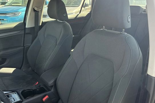 Volkswagen Golf VIII Style DSG