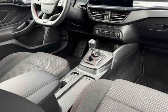 Ford Focus ST-Line X  1.0 EcoBoost