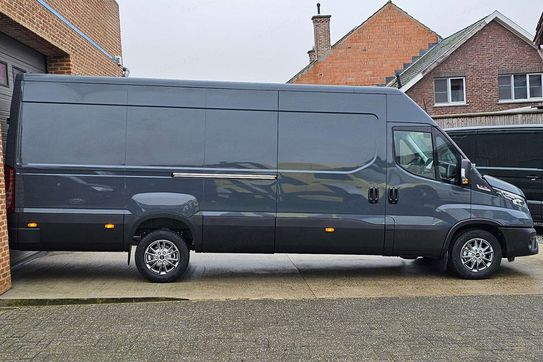 Iveco Daily 35S18 Hi-Matic 16m3 L4H2