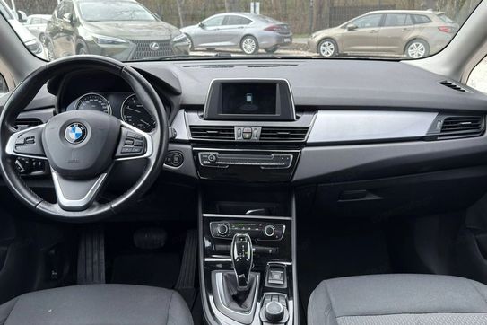 BMW Seria 2 216d aut