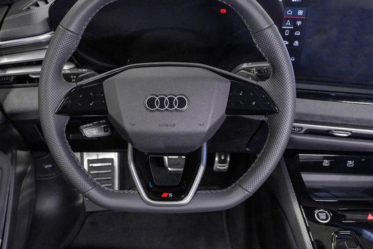 Audi A5 e-Hybrid quattro Avant