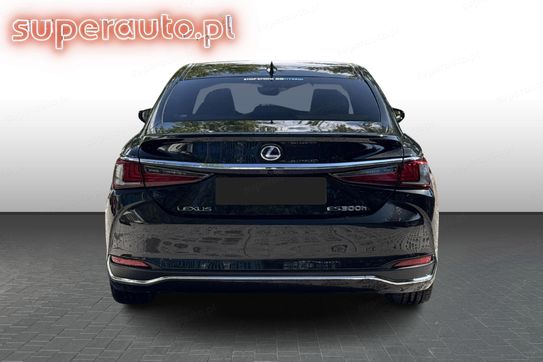 Lexus ES 300h Business Edition +