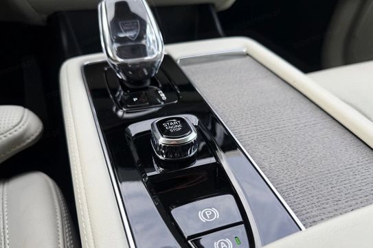 Volvo XC90 B5 B AWD Plus Bright 7os