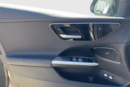 Mercedes Klasa C 300 e 4MATIC AMG Line