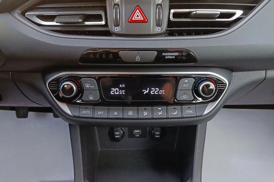 Hyundai i30 1.5 t-Gdi 48V Smart