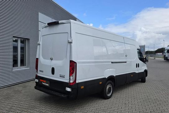 Iveco Daily 35S18A8 L4H2 HI-MATIC