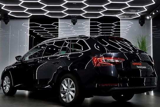 Skoda Superb 2.0 TDI SCR Ambition DSG