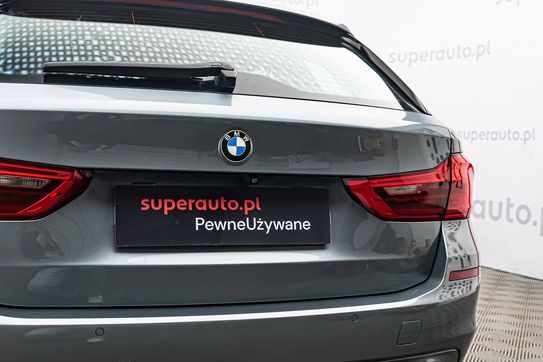 BMW Seria 5 520d xDrive Sport Line