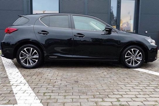 Lexus CT 200h Elegance