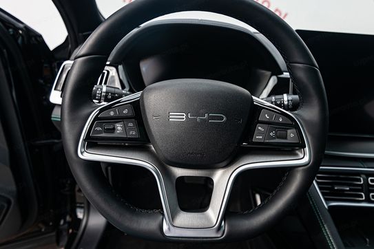 BYD Seal U DM-i  Design AWD
