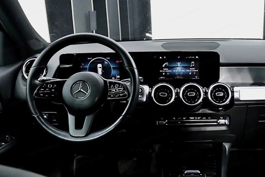 Mercedes GLB 200 7G-DCT