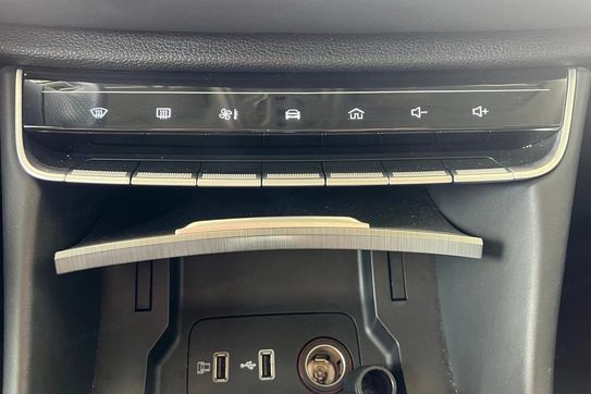 MG HS 1.5 T-GDI Exclusive DCT
