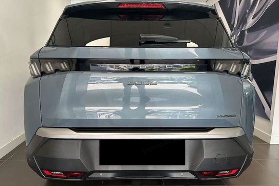 Peugeot 5008 Allure e-DCS6 1.2 mHEV