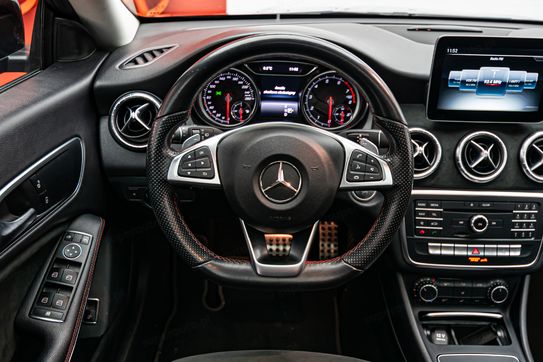 Mercedes CLA 220 4-Matic