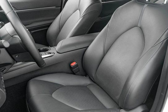 Toyota Camry 2.5 Hybrid