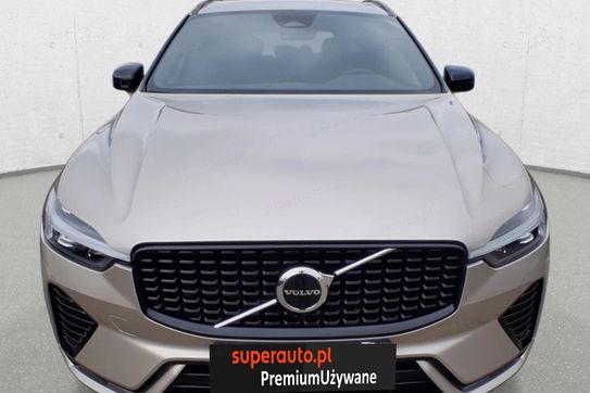 Volvo XC60 B5 B AWD Plus Dark