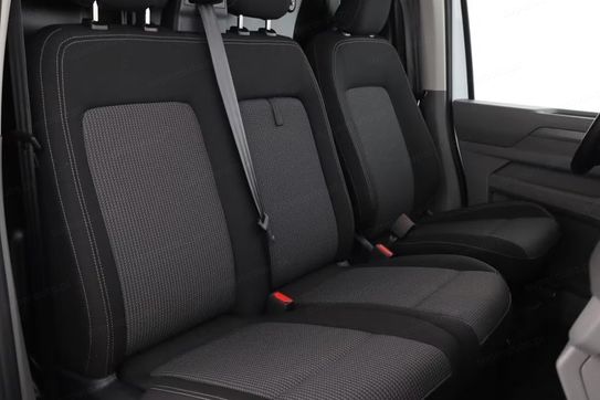 Volkswagen Transporter L2H1 AT8