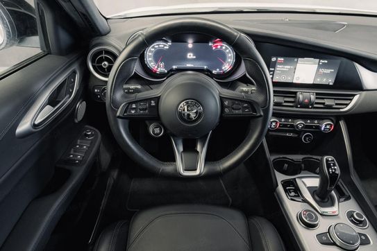 Alfa Romeo Giulia Turbo Veloce Q4