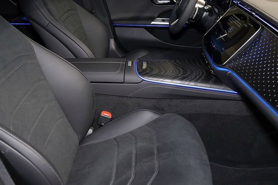 Mercedes E Klasa 220 d 4-Matic AMG