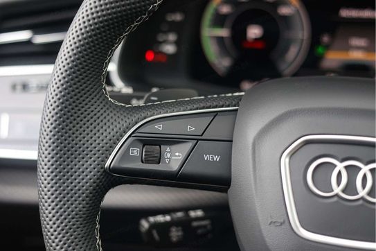 Audi Q8 TFSI e quattro