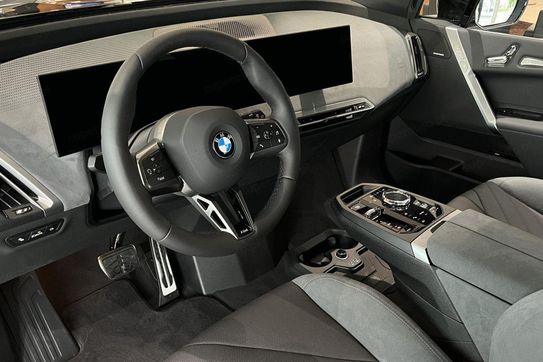 BMW iX xDrive45