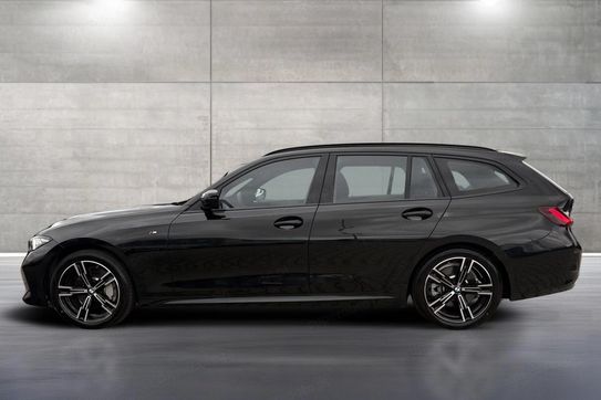 BMW Seria 3 330i xDrive M Sport sport-aut