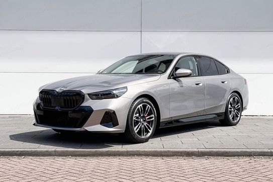 BMW Seria 5 520d xDrive M Sport