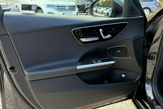 Mercedes Klasa C Kombi 220 d Avantgarde