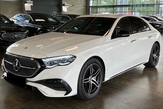 Mercedes E Klasa 300 de 4-Matic AMG