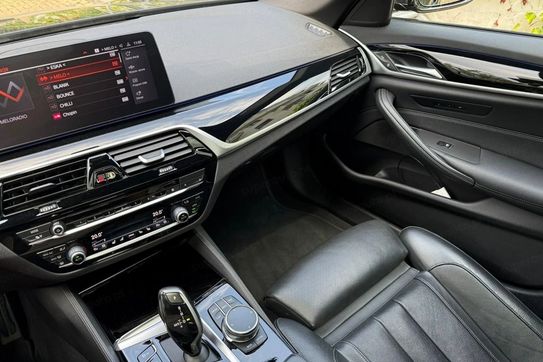 BMW Seria 5 540i