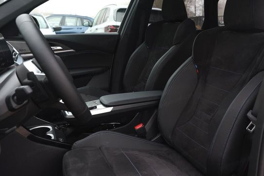 BMW iX1 xDrive30 M Sport