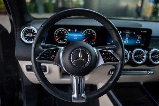 Mercedes GLB 200 Progressive