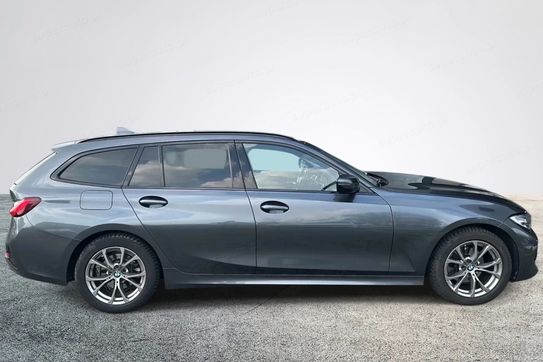 BMW Seria 3 320i Sport Line aut