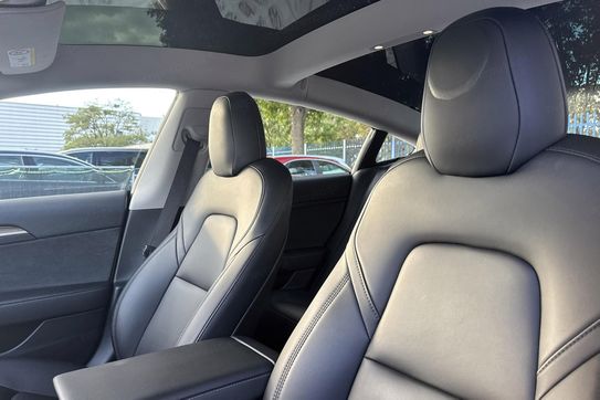 Tesla Model 3 Standard Range Plus