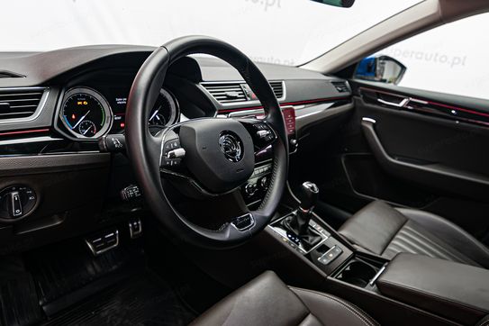 Skoda Superb 1.4 TSI Plug-In Hybrid L&K DSG